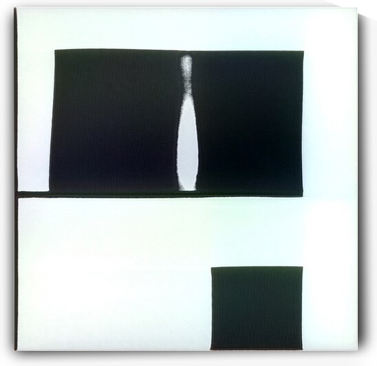 1690 8K by Abstratica